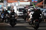 Aksi Bikers Nekat Lawan Arah