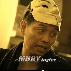 Ada Satria Bergitar di Comic 8
