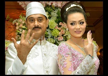 Dikabarkan Digugat Cerai, Christy Jusung Belum Mau Komentar