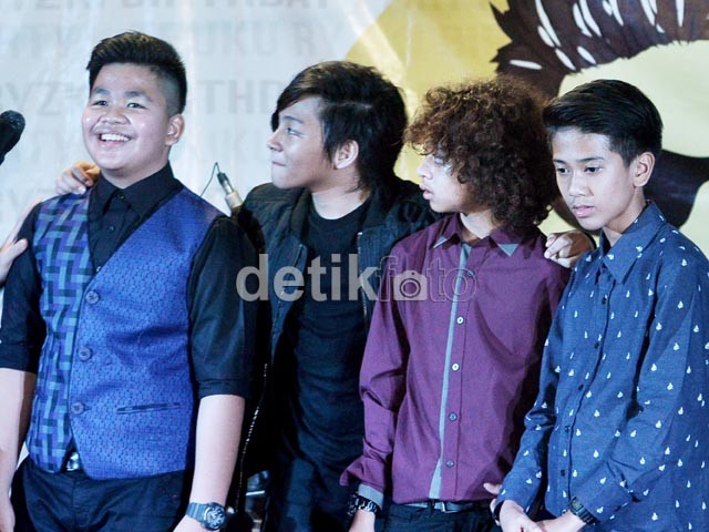 Coboy Junior Rayakan Ultah Kiki yang ke-16