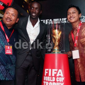 Kisah Trofi Piala Dunia: Disembunyikan di Kotak Sepatu, Dicuri, Sampai Hilang