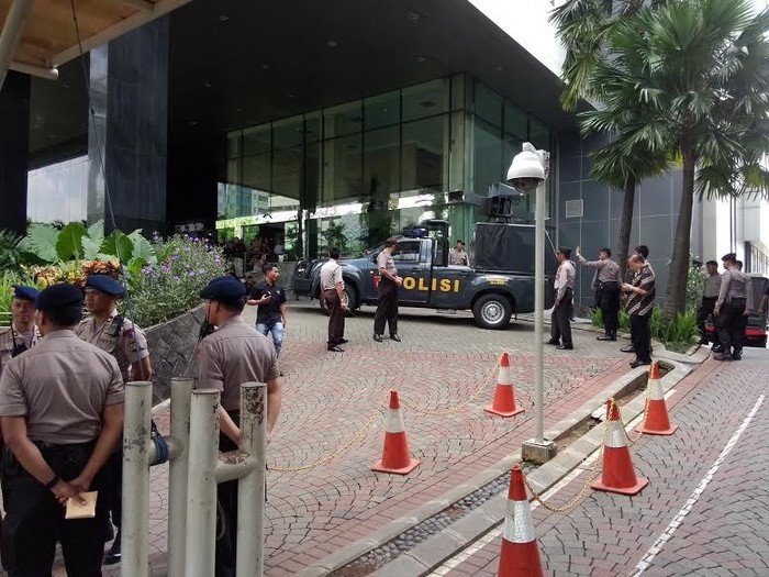 Ruhut: Tolak Panggilan KPK, Anas Nggak Jantan