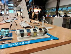 Mengintip Teknologi Futuristik di Kampung Samsung