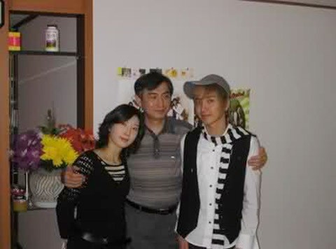 Kronologi Tragedi Tewasnya Ayah, Kakek dan Nenek Leeteuk Super Junior Kronologi Tragedi Tewasnya Ayah, Kakek dan Nenek Leeteuk Super Junior