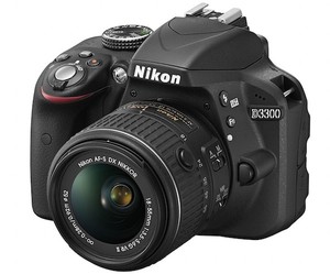 Nikon D3300 Tampil dengan Lensa Spesial