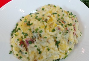 Video Resep: Baked Potato Cheese with Smoked Beef