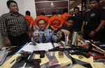 Polri Bongkar Penjualan Senpi Ilegal