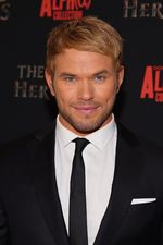 Gagah dan Tampan Kellan Lutz