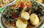 Makan Gurami Bakar dan Cah Kangkung di Pondok Kharitzma, Kuningan