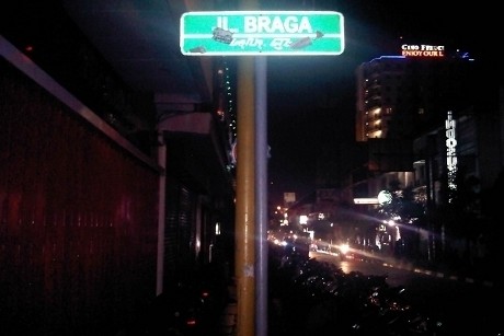 Jadi Pusat Jajanan, Polisi Tutup Jalan Braga