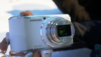 Galaxy Camera 2  namanya memiliki jeroan yang sama dengan pendahulu, namun versi terbaru ini diklaim punya sejumlah fitur menarik.
