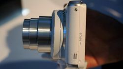 Lebih Intim dengan Galaxy Camera 2