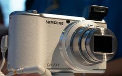 Lebih Intim dengan Galaxy Camera 2