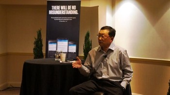 Saat meliput Consumer Electronics Show (CES) 2014 di Las Vegas, Amerika Serikat, detikINET berkesempatan  bersua dengan CEO BlackBerry John Chen. Tentu ini kesempatan langka, terlebih media yang diundang cuma segelintir.