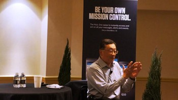 Nama John Chen memang tak setenar eksekutif Apple Tim Cook dan Jhony Ive, CEO Oracle Larry Ellison, ataupun punggawa Microsoft Bill Gates dan Steve Ballmer. Namun yang pasti, harapan BlackBerry kini berada di pundak pria 58 tahun itu yang telah ditetapkan sebagai CEO.