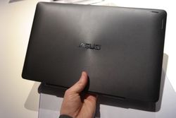 Transformer Book Duet, Android & Windows dengan Satu Prosesor