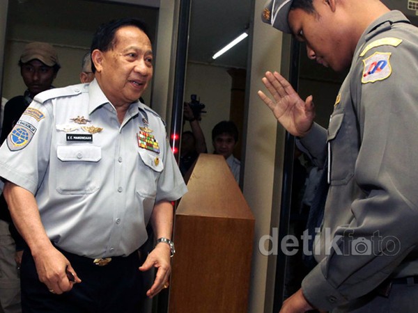 Menhub Cek Kesiapan Bandara Halim