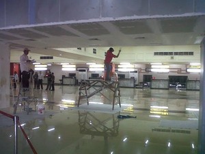 Naik Pesawat dari Halim, Check In Counter di Dalam Mobil