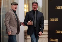 Pada (7/1/2014) di Roma, Italia, Sylvester Stallone dan Robert De Niro hadir di sesi foto untuk film terbaru mereka 'Grudge Match'. REUTERS/Tony Gentile.