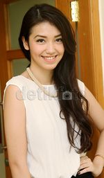 Cantiknya Velove Vexia