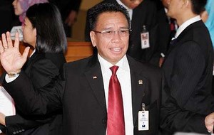 Bantah Terima Duit dari Rusli Zainal, Miing: Bisa Saya Tuntut Itu