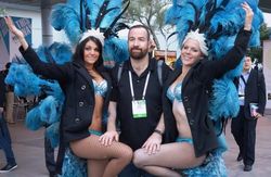 Lenggak-lenggok Model Seksi di CES 2014