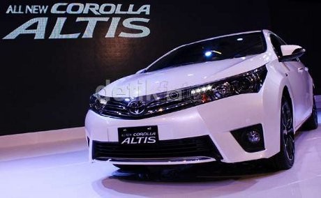 Corolla Altis untuk Konsumen yang Merasa Camry Kemahalan