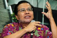 Rizal Ramli menyampaikan pendapatnya.