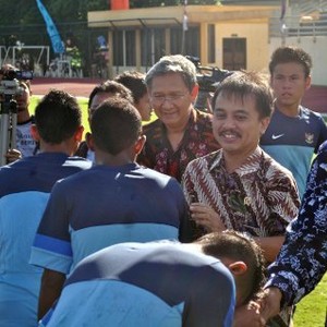 Kunjungi Latihan Timnas U-19, Menpora Sampaikan Pesan Presiden SBY