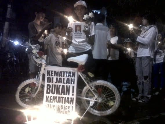 Siswa SD Tertabrak Bus Hingga Tewas, Ratusan Pesepeda Onthel Aksi ke Jalan