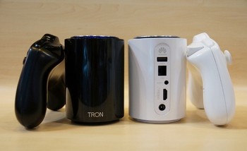 Bentuknya pun cukup simpel karena berukuran kecil, mirip seperti speaker portable. (kredit foto: theverge)