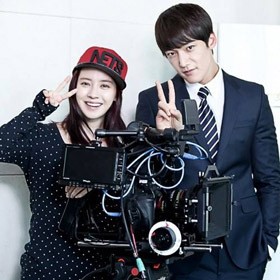 Akrabnya Song Ji Hyo dan Choi Jin Hyuk di Belakang Layar Emergency Couple