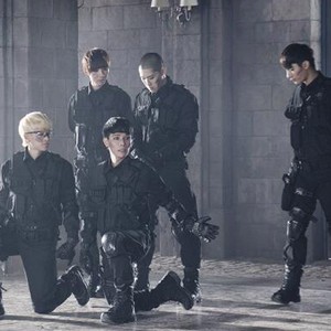 K-Much Debut dengan Bar Bar Bar Crayon Pop dalam Versi Garang