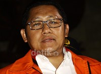 Selain pimpinan KPK, Anas juga menyampaikan terima kasih kepada para penyidik yang memeriksa hari ini yaitu Endang Taras dan Bambang Sukotjo. Lamhot Aritonang/detikFoto.