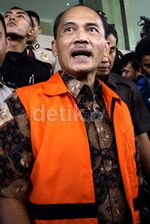 KPK Perpanjang Masa Tahanan Budi Mulya