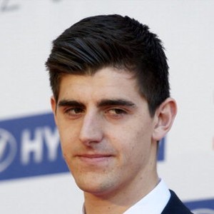 Courtois Ideal untuk Barca
