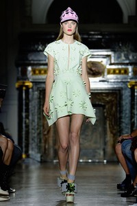 John Galliano. Spring Summer 2014. aris Fashion Week 2014. [Photo by Pascal Le Segretain/Getty Images]