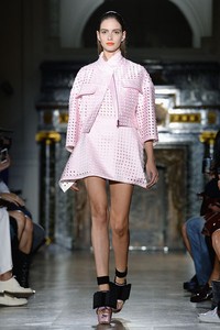 John Galliano. Spring Summer 2014. aris Fashion Week 2014. [Photo by Pascal Le Segretain/Getty Images]