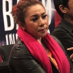 Ultah ke-40, Melly Goeslaw Dipuji Suami Masih Seperti Berusia 20 Tahun