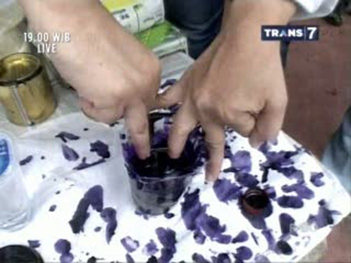 Celup Jari Dukung Jokowi