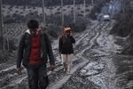 Hujan Guyur Sinabung, Tanaman Warga Tertutup Lumpur