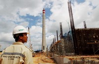 Proyek PLTU Riau yang merupakan proyek percepatan 10000 MW tahap 1 di luar Jawa. Agus Trimukti/Humas PLN.