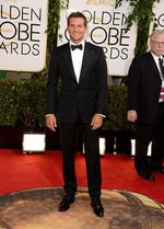 Gaya Necis Para Aktor di Red Carpet Golden Globe 2014