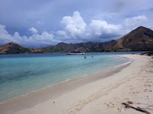 Kelor, Satu Lagi Pulau Cantik di Flores