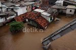 RW 3 Kelurahan Rawajati Terendam