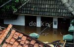RW 3 Kelurahan Rawajati Terendam