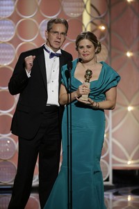 Film animasi 'Frozen' karya sutradara Chris Buck dan Jennifer Lee sukses meraih penghargaan Best Animated Feature Film. REUTERS/Paul Drinkwater.