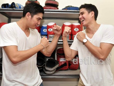 Kompaknya Marcell dan Mischa Chandrawinata