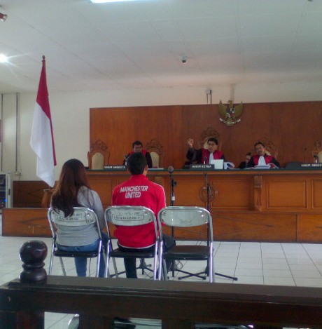 Kesaksian Pasutri di Malam Kematian Sisca Yofie