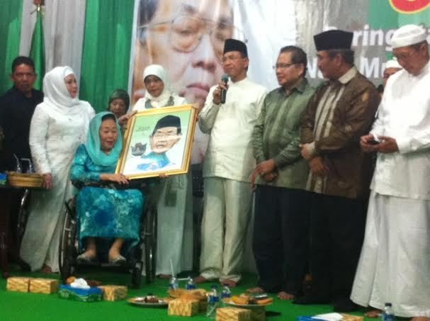 PPP Anugerahkan Gelar Bapak Demokrasi untuk Gus Dur